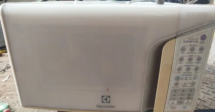 Microondas Electrolux 31L