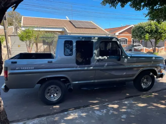 Ford F-1000 Super Diesel / Super Diesel Turbo 1986