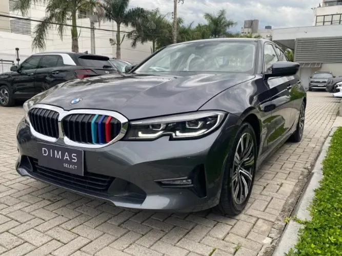 BMW 320I A Modern/sport TB 2.0/a.flex 16V 4P 2022
