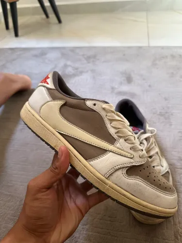 Air Jordan 1 low travis scott reverse mocha 
