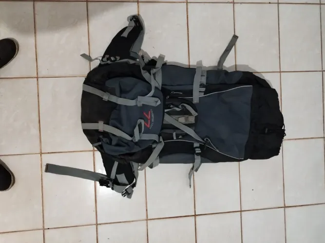 Mochila cargueira Campon 77, marca trilhas e rumos