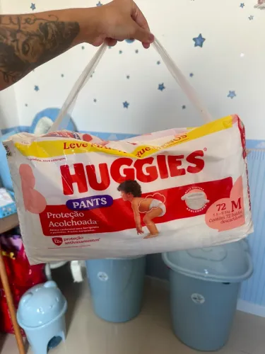 172 FRALDAS HUGGIES ACOLCHOADA