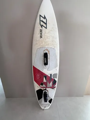 Modelo: North Wam (Wave Allrounder Machine); Ano 2013 - Dimensões: 6'0" x 18 1/4" x 2 3/16