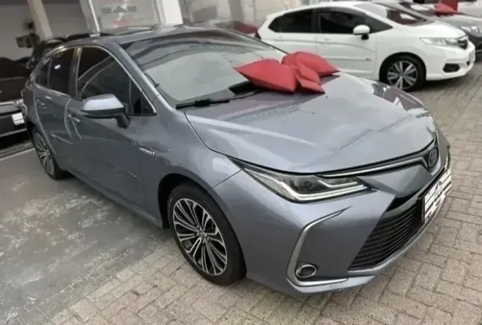Toyota Corolla Altis Prem. Hybrid 1.8 Flex AUT 2020