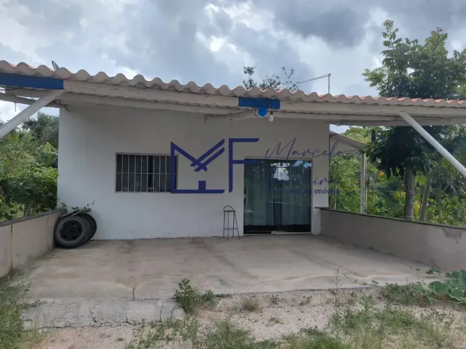 Excelente chácara 8000 m2 com 2 quartos - Florestal - MG