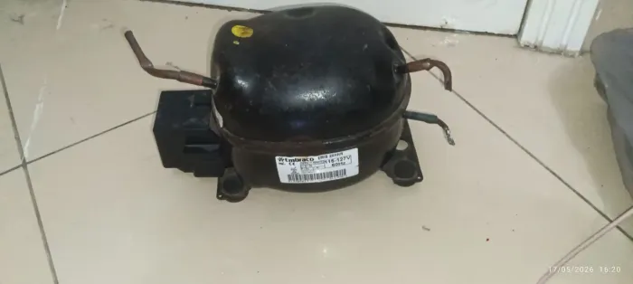 Compressor Embraco EMS20HHR 127V - ACEITO CARTÃO