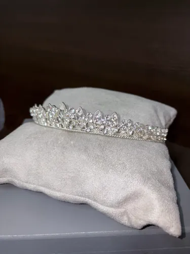 Coroa para Noivas e Debutantes