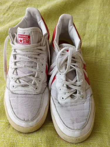 Tênis Converse Fastbreak 83 Mid Retro (Branco e Vermelho) - Tam 36/37