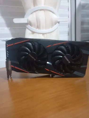 RX 570 Gigabyte