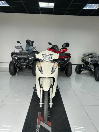 Honda Biz 125 2023