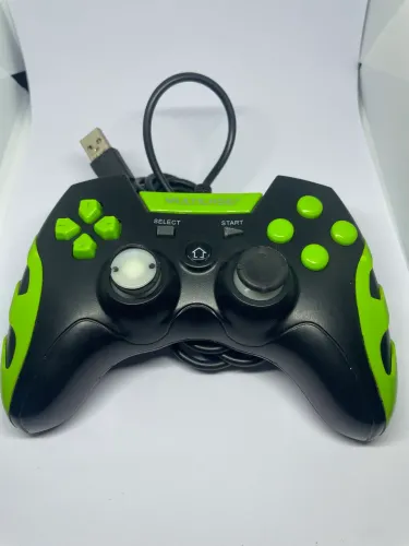 CONTROLE MULTILASER COM FIO  