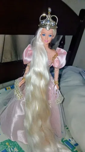 Boneca Barbie Rapunzel 1997 antiga 