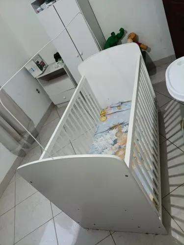 Berço pouco usado
