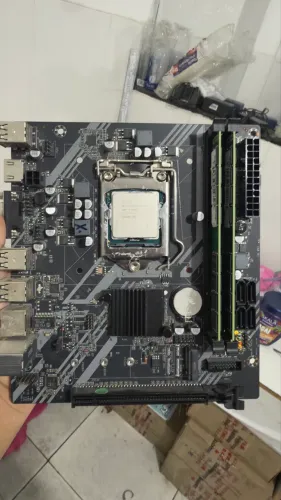 Kit upgrade placa mãe, processador i7 3770 mais memória 16GB DDR3, não tem cooler!
