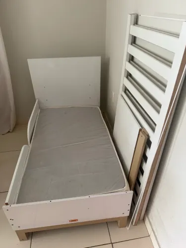 BERÇO QUE VIRA CAMA