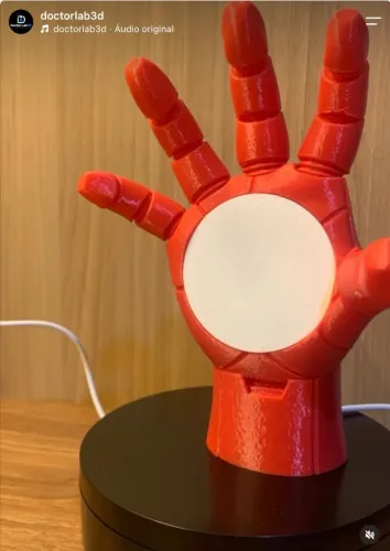 Luminária Homem de Ferro