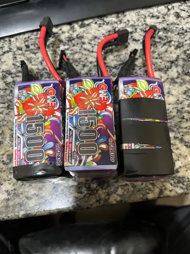 3 Baterias usadas drone racer freestyle GNB HV 6S 1500mah