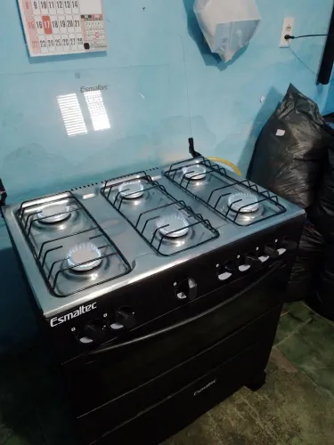 Fogão 6 bocas Esmaltec 