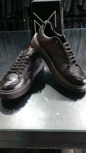 TENIS SNEAKER PRETO