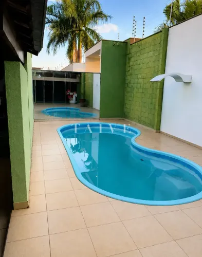 Casa em condomínio à Venda, Santiago, Londrina, PR