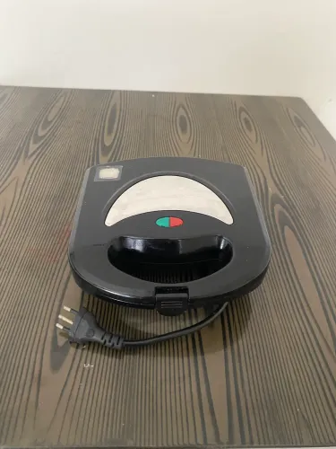 Sanduicheira Mondial Fast Grill 2 em 1