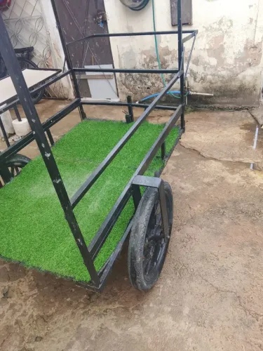 Várias utilidades como feira o paracamelu