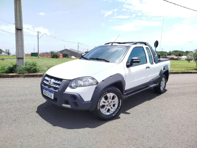 Fiat Strada Adventure 1.8/ 1.8 Locker Flex CE 2009