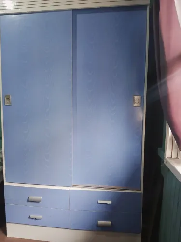 Guarda roupa e cômoda