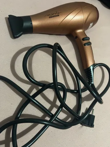 Secador Gama italy bivolt 2400 w usado poucas vezes estado de novo