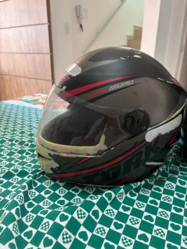 Capacete tamanho 58