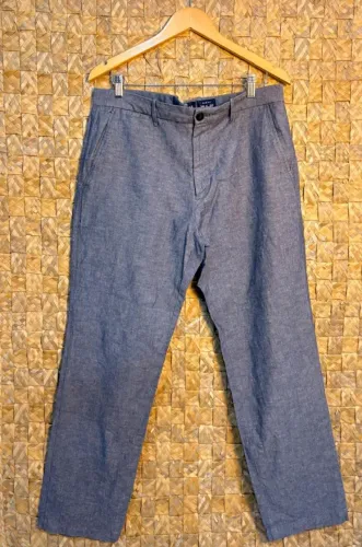 Calça masculina GAP original, modelagem Slim Fit