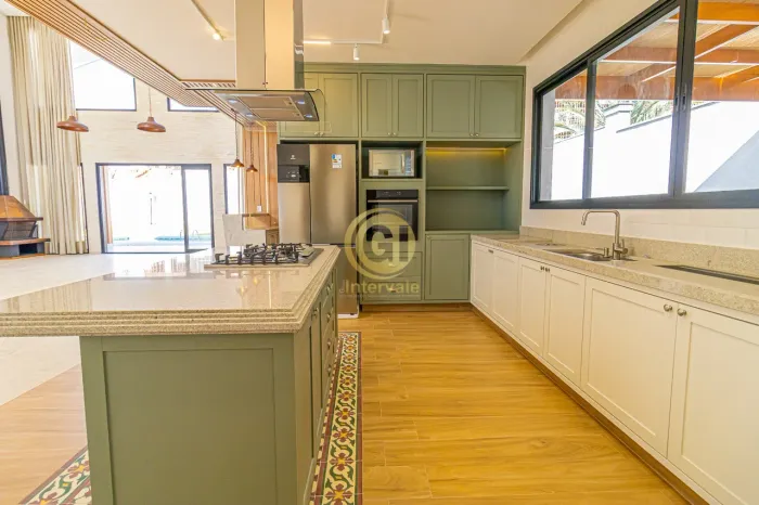 Casa com piscina e pronta para morar com 4 quartos à venda Condomínio Residencial Monte Ca