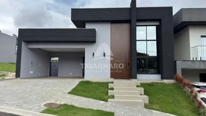 Casa Condomínio em Ponta Grossa