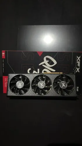 ? VENDO RX 7600 XFX 8GB ?