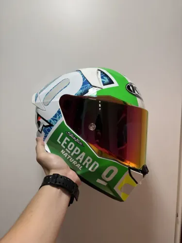 Capacete KYT R2R Max Foggia Misano réplica 2021 C/Viseira vermelha