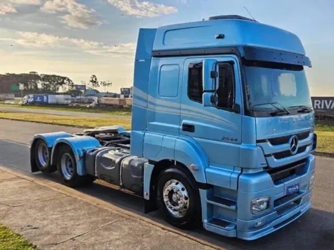 Mb Axor 2544 6x2 Ano 20 Teto Alto Automático Freio A Tambor Ar Condicionado
