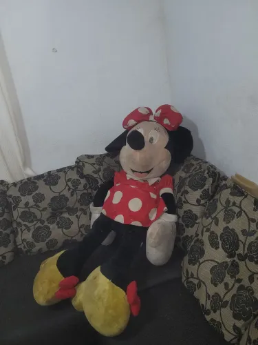 Minnie Original com 1,40 Mts comprada na Disney de Orlando USA