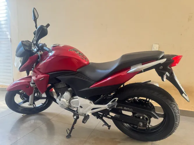 Cb 300R 2013