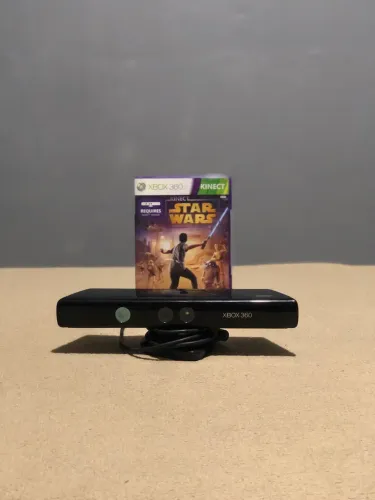 KINECT DE XBOX 360 + STAR WARS ORIGINAL DE XBOX 360