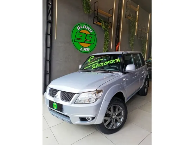 Mitsubishi Pajero TR4 2.0/ 2.0 Flex 16V 4X4 Mec. 2012