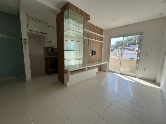 Imóvel para aluguel e venda possui 63 metros quadrados com 2 quartos