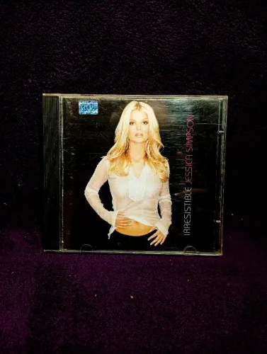 jéssica simpson irresistible cd