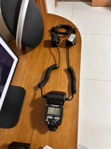 Flash para dentista YN24EX + pilhas recarregáveis