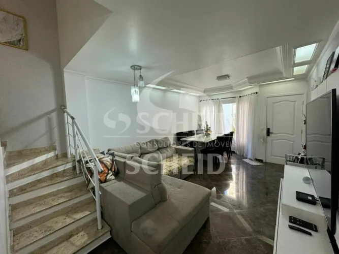 Sobrado para Locação, com 125m², de 03 dorms 1 suíte, 2 vagas em condomínio de Casas no Jd