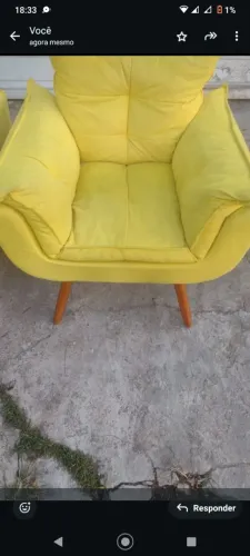 Duas poltronas