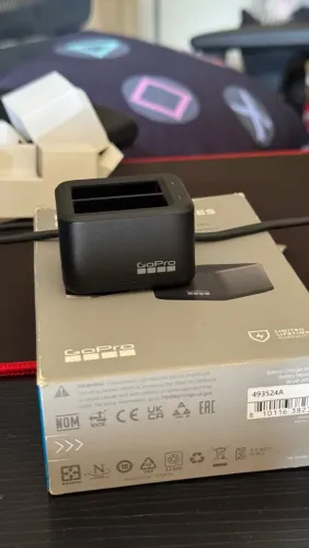 Carregador de bateria GoPro original