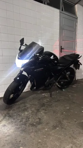 HONDA CBR 250 2012 Preta 