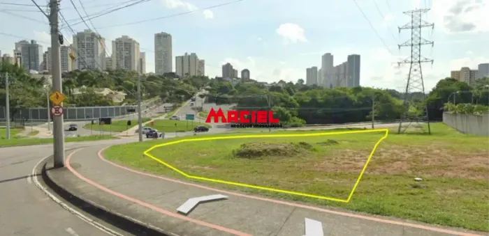 TERRENO COMERCIAL - ÁREA NOBRE - ACESSO FÁCIL - ALTA VISIBILIDADE