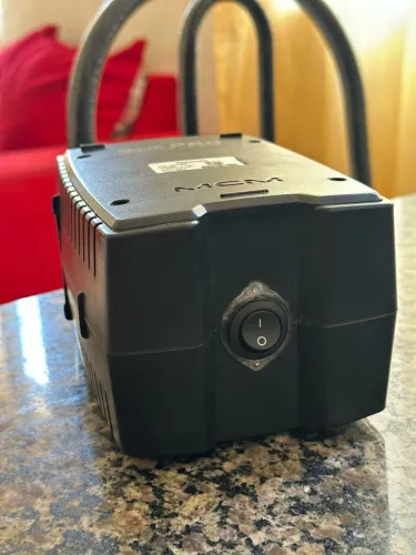 Estabilizador Salve Pro 300VA Bivolt