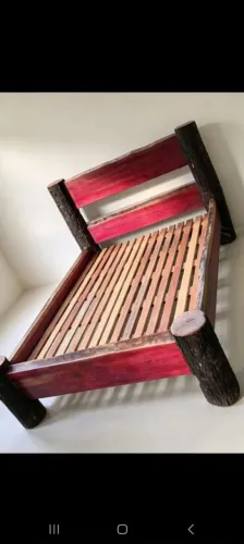 Cama rústica de madeira design unico